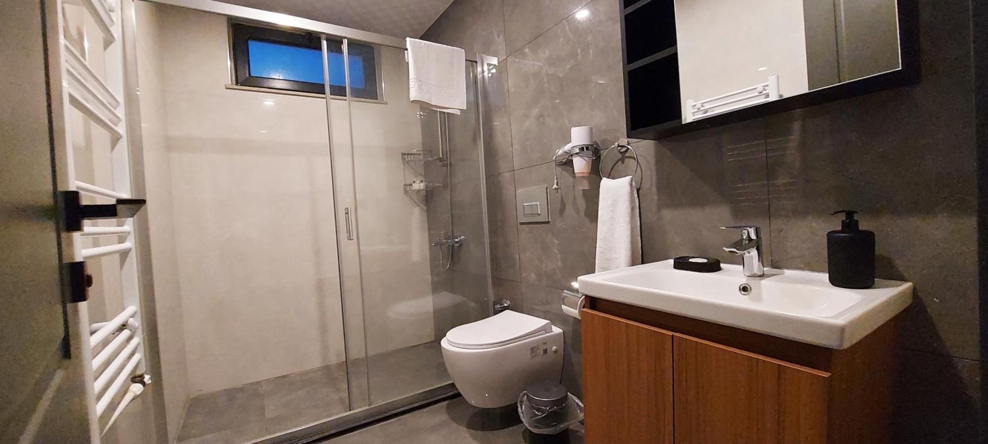 New Flat&large Living Space 2-4 Near By Lara Daire Antalya
